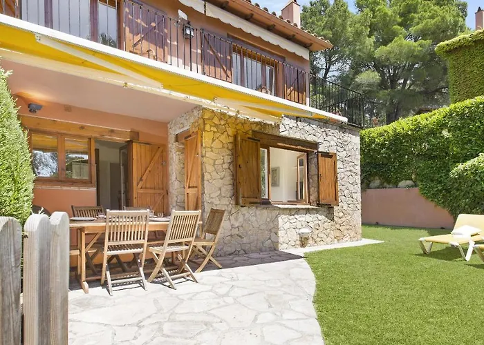 Villa 1cuba - *